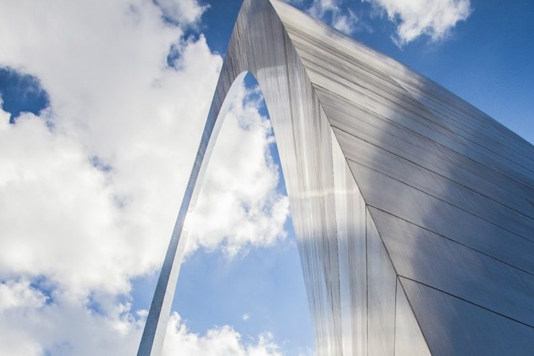 Gateway Arch St. Louis Completed On