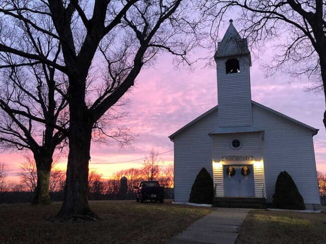 Pleasant Grove Baptist Church near Crosstown, Missouri