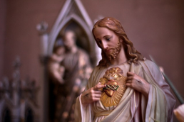 Religious image of a sacred statue of Jesus